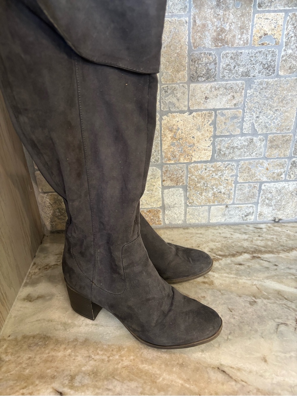 Over-the-Knee Suede Block Heel Boots - Gray